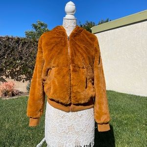 NWT 26 INTERNATIONAL WOMEN'S RUST FAUX FUR HOODED JACKET
